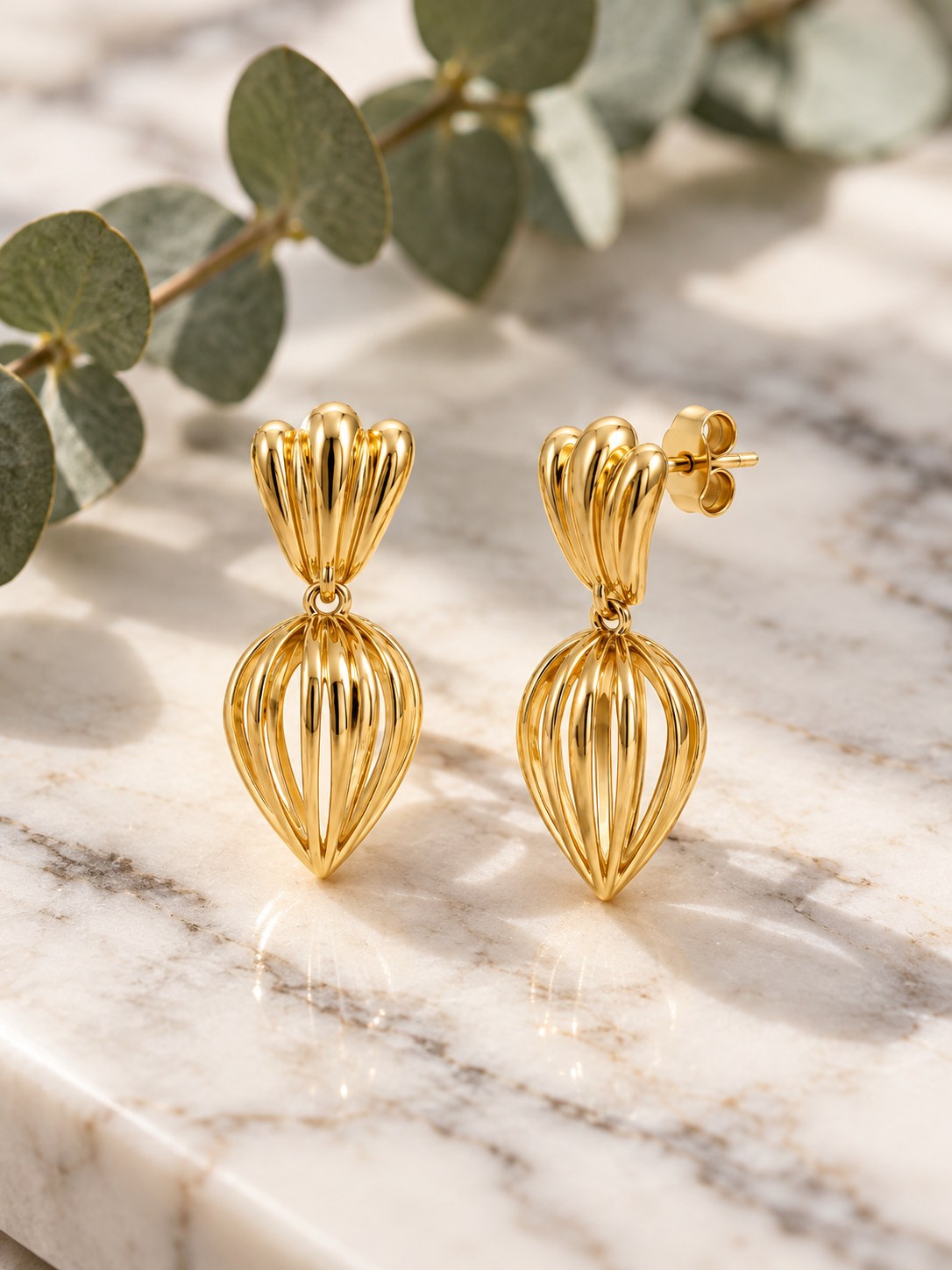 Arete Dije Dorado · Lifestyle · Anturia