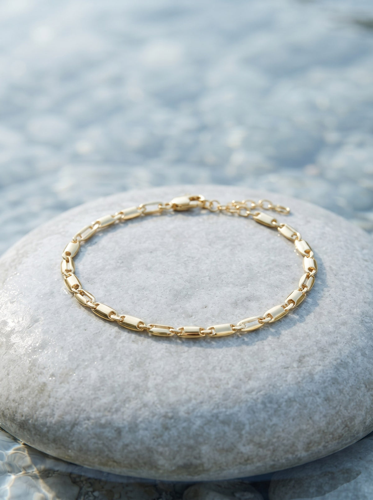 Pulsera Valentino Dorado · Lifestyle · Anturia