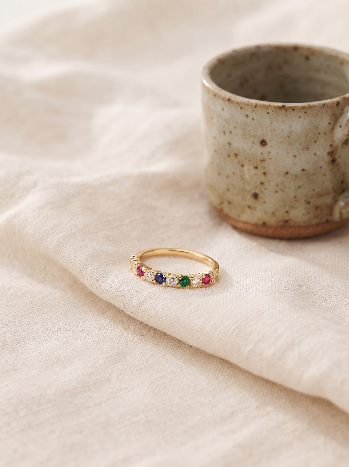 Anillo Circónes Tutti · Lifestyle · Anturia