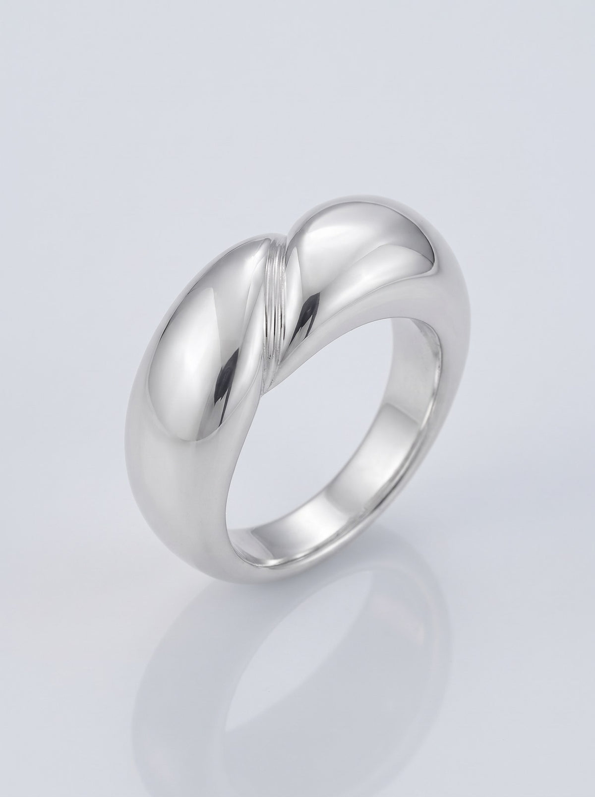 Anillo Chunky Plateado · Macro · Anturia