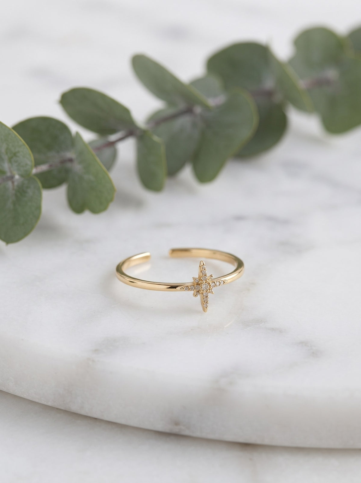 Anillo Destello Microcircón · Lifestyle · Anturia