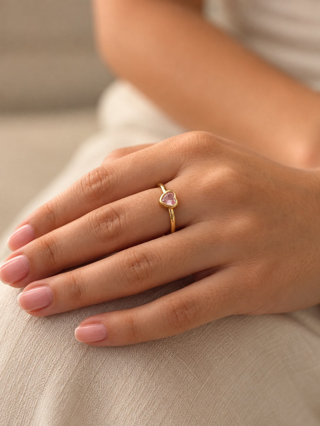 Anillo Corazon Rosa · Modelo · Anturia