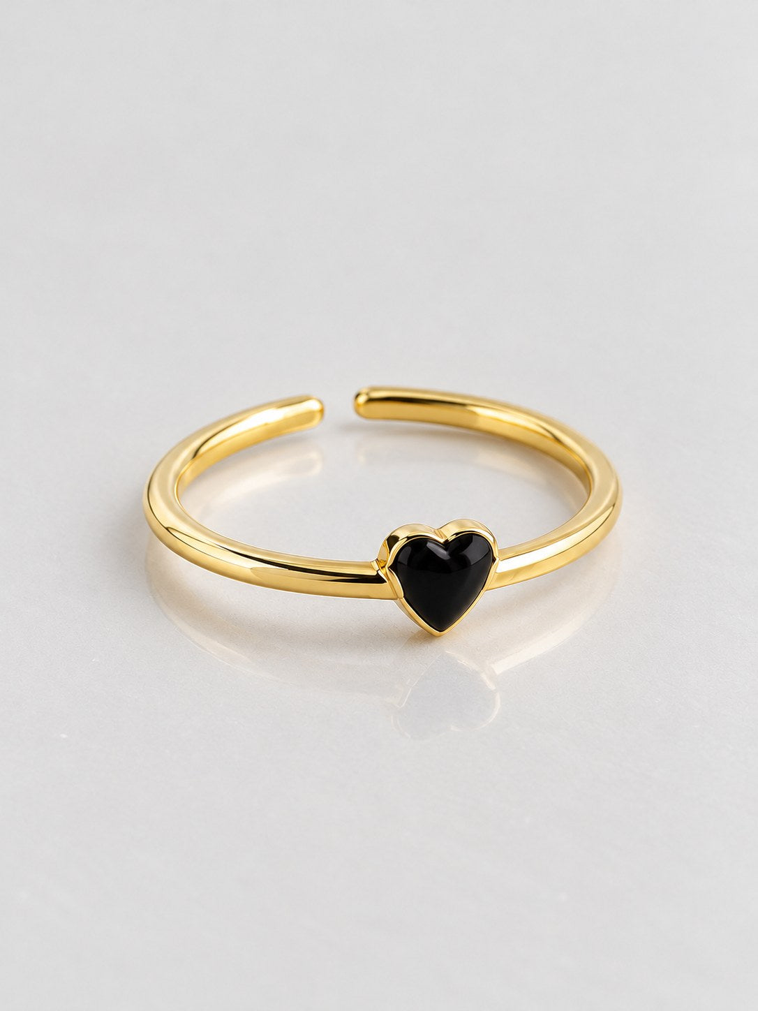 Anillo Corazon Mini Negro · Macro · Anturia