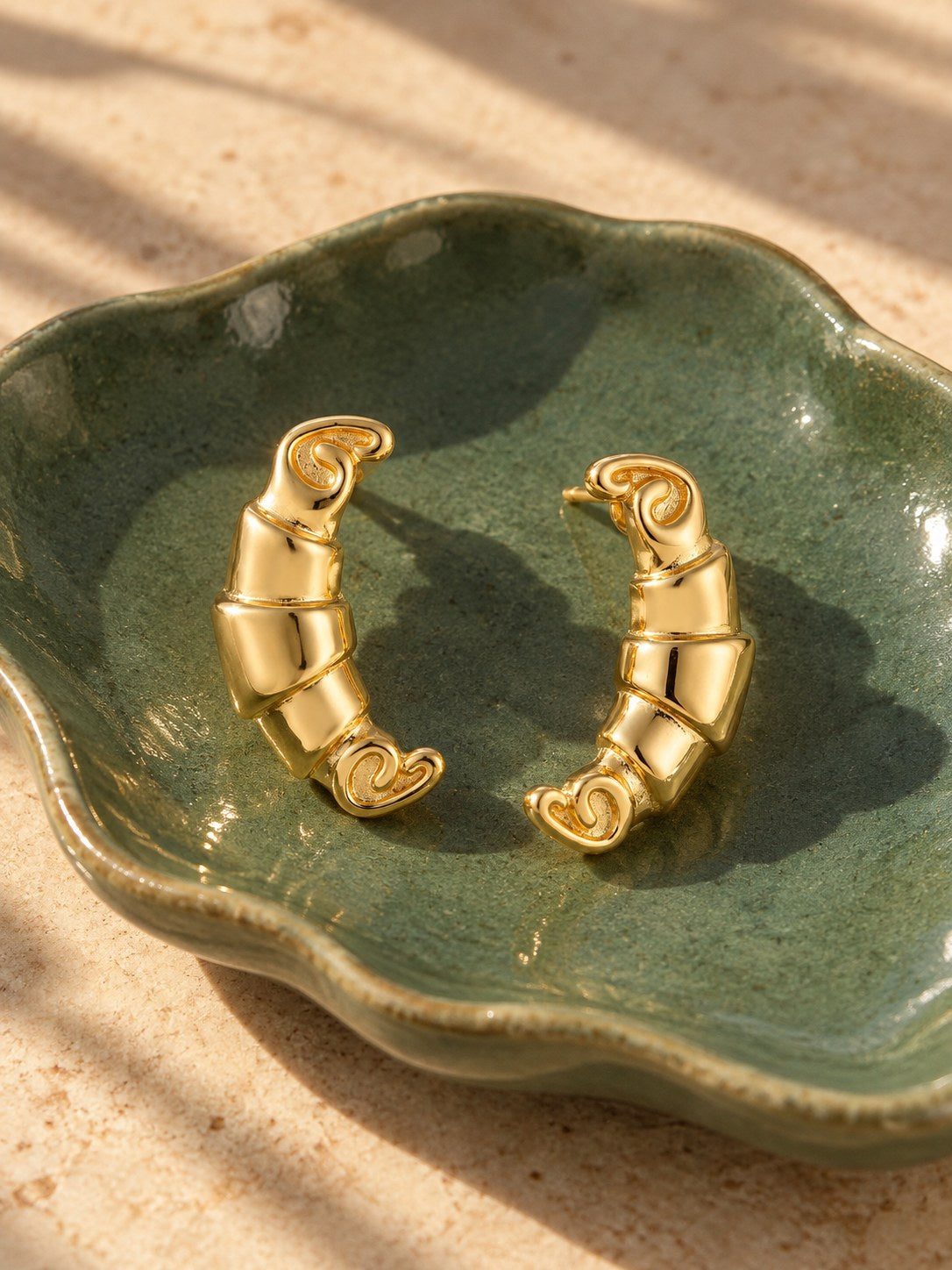Arete Croissant · Lifestyle · Anturia