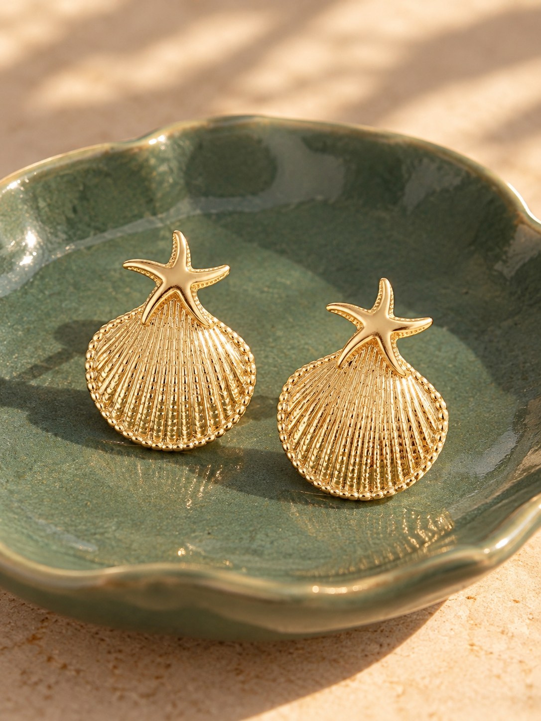 Arete Mini Estrella Concha · Lifestyle · Anturia