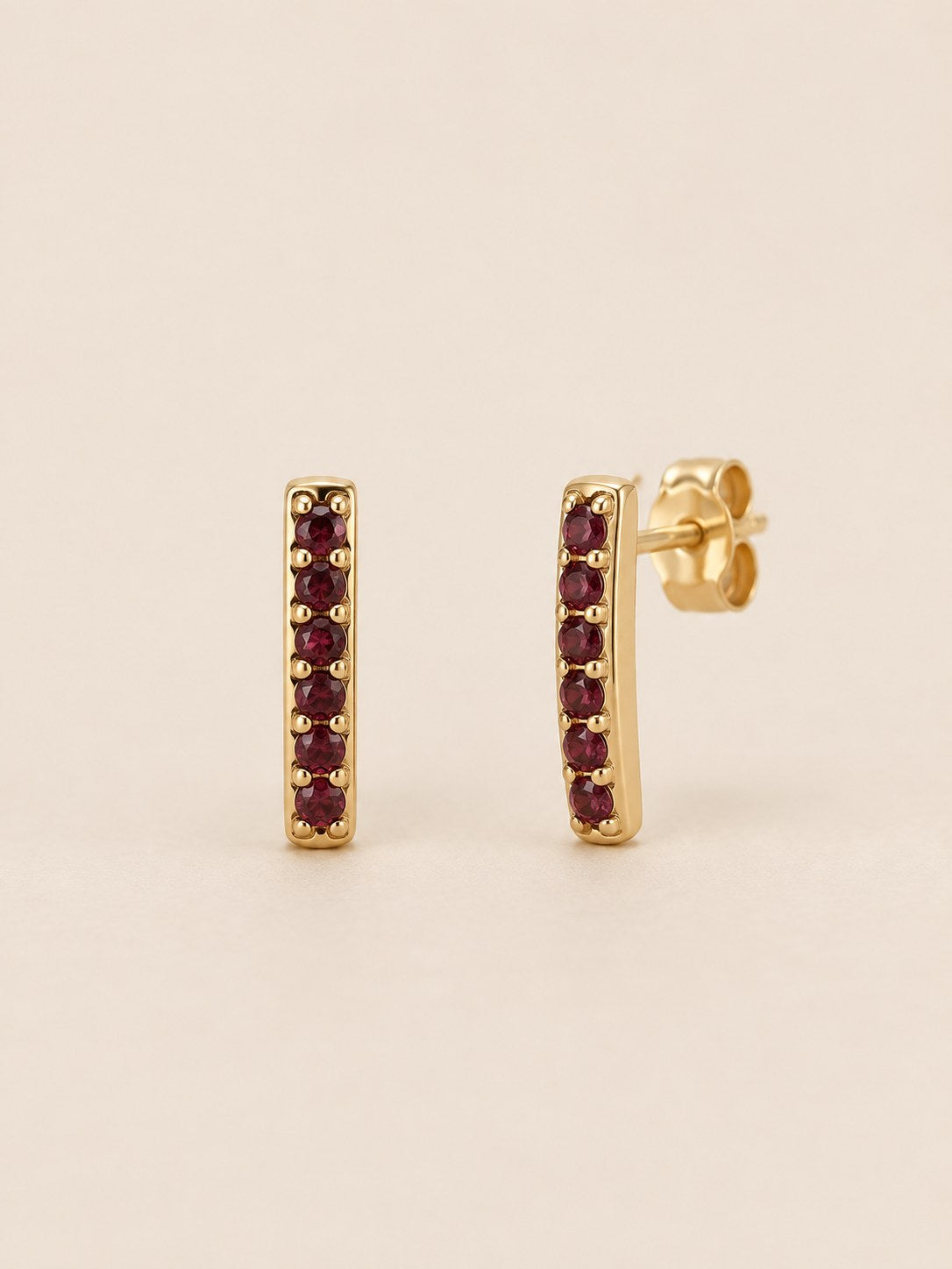 Candonga Pequeña Microcircones Magenta (10mm) · Hero · Anturia