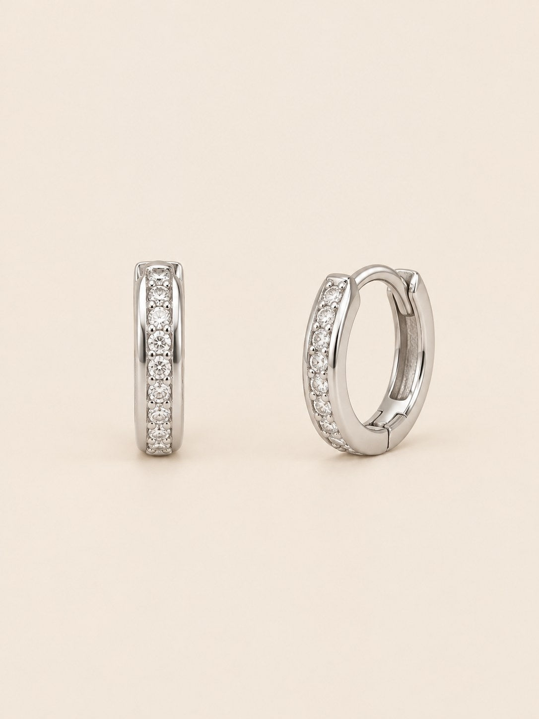 Candonga Pequeña Microzircón · Hero · Anturia