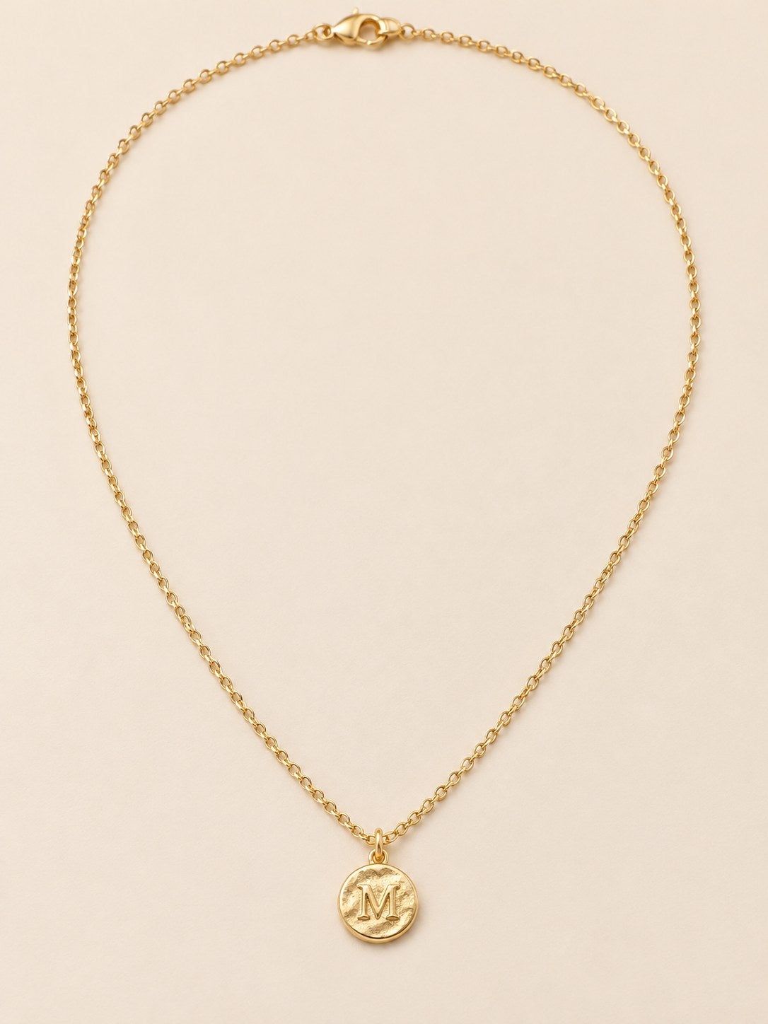 Collar Letra · Hero · Anturia