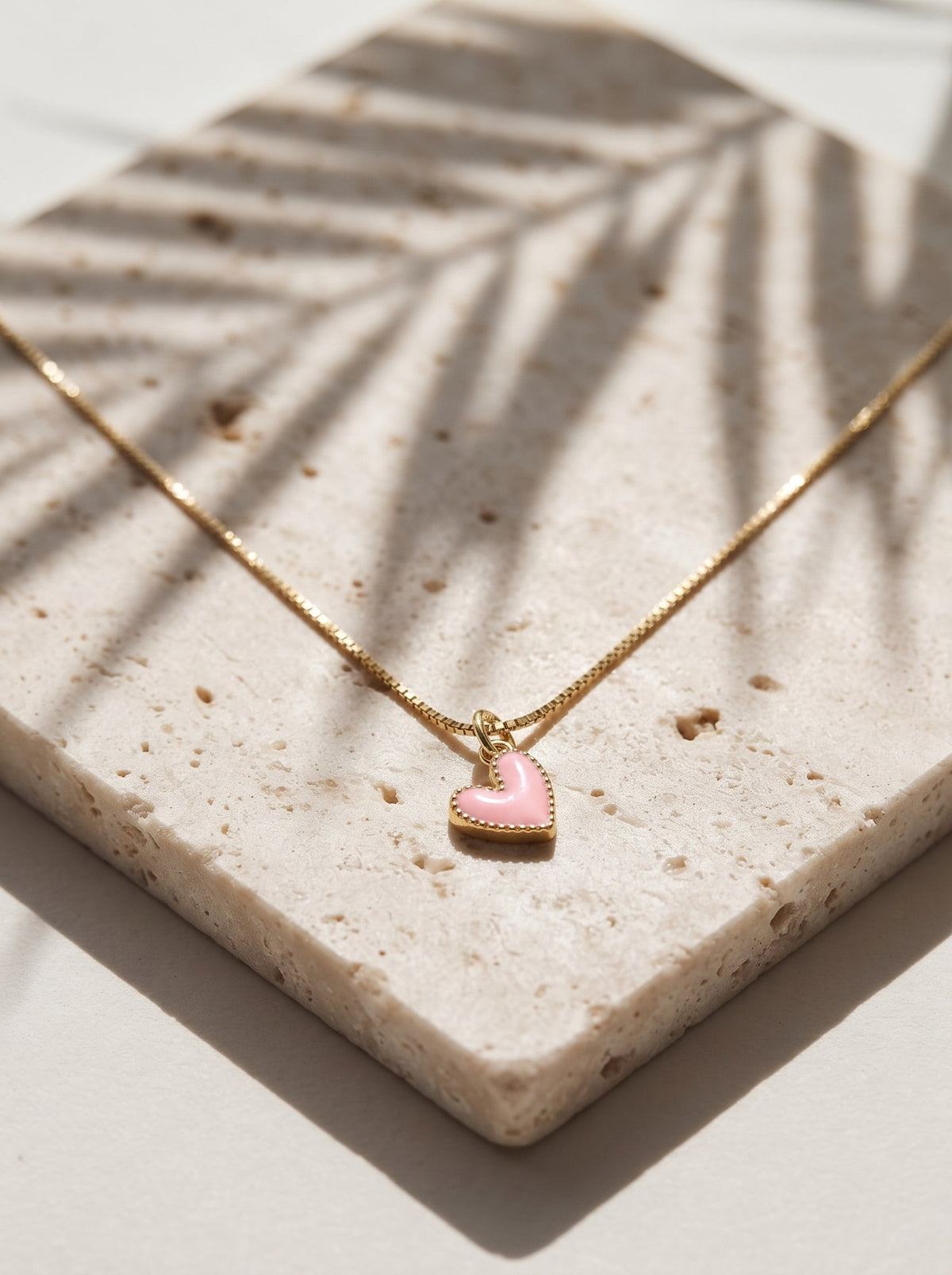 Collar Minimalist Corazon Rosa · Lifestyle · Anturia