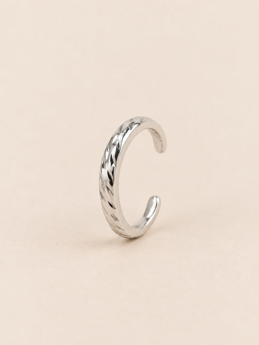 Earcuff Liso Estrella Plateado · Hero · Anturia
