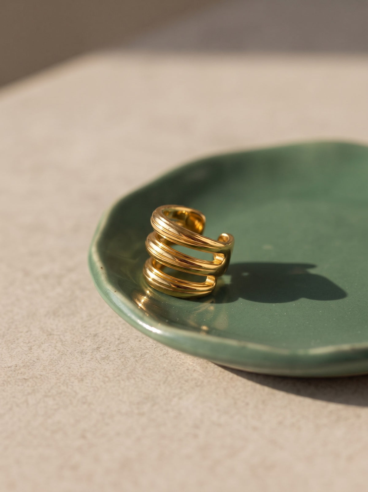 Earcuff 3 Lineas Dorado · Lifestyle · Anturia