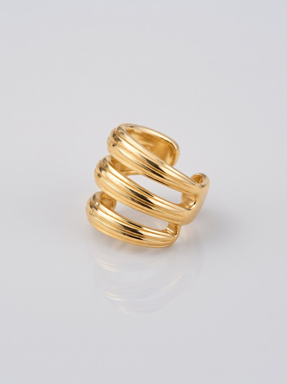 Earcuff 3 Lineas Dorado · Macro · Anturia