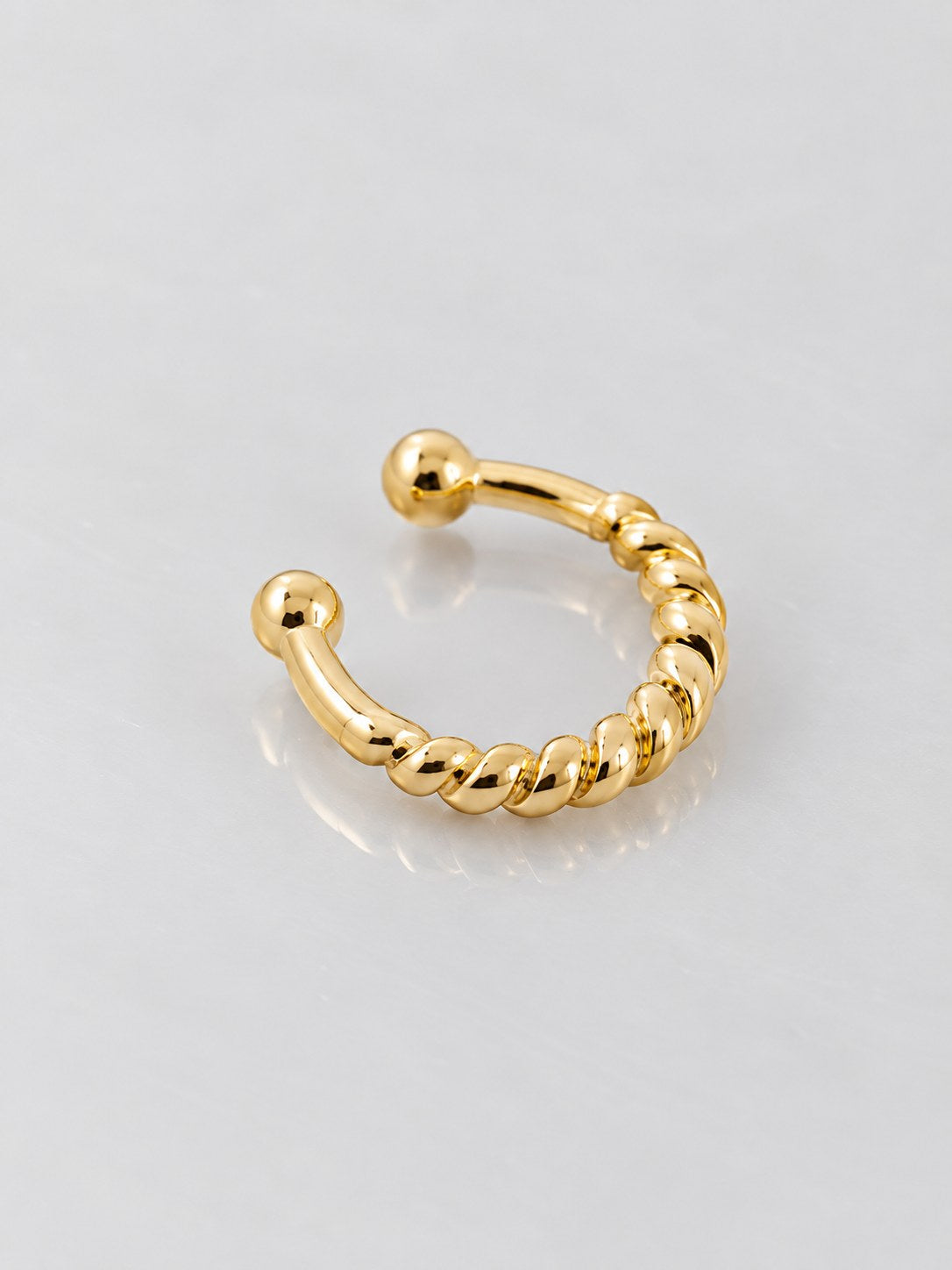 Earcuff Entorchado · Macro · Anturia