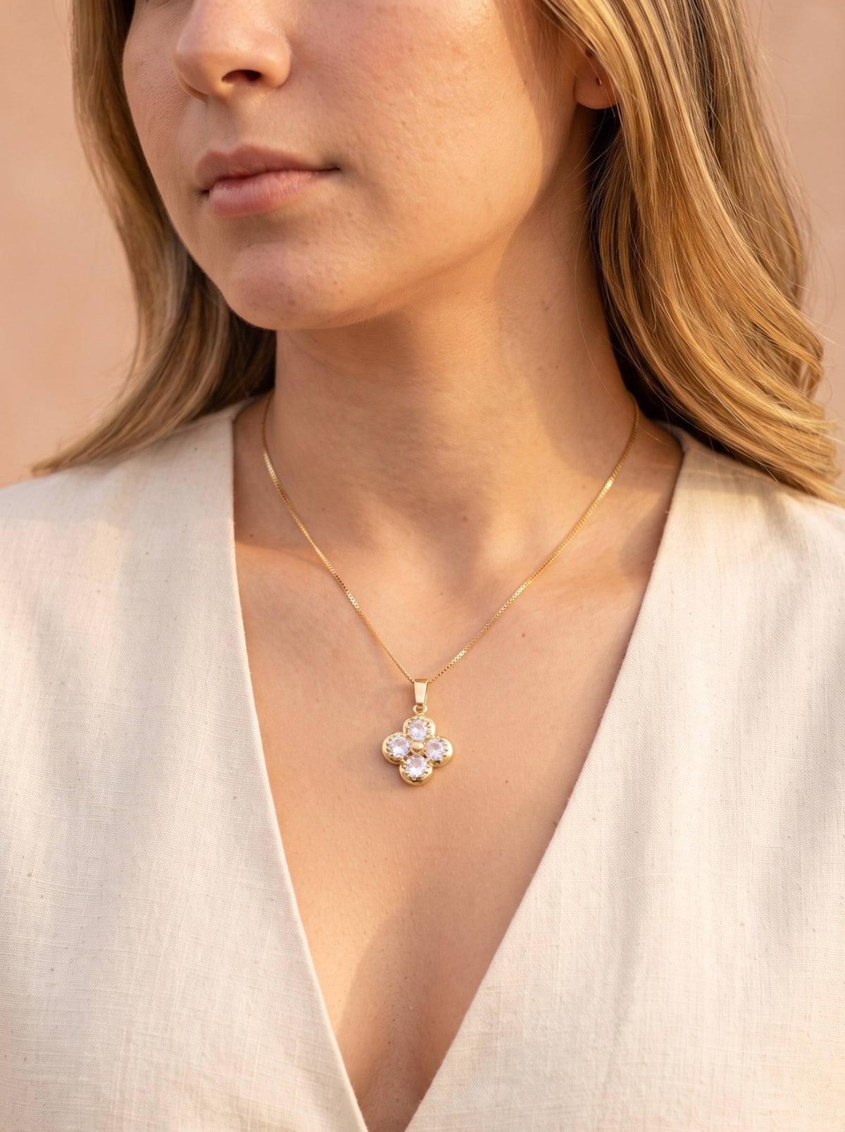 Candonga Mediana Diamantada · Modelo · Anturia