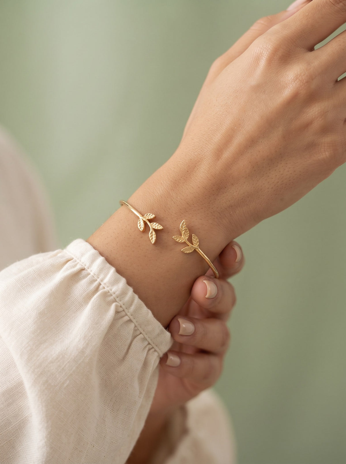 Brazalete Mini Espigas · Modelo · Anturia