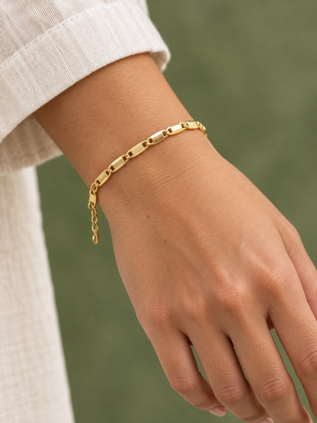 Pulsera Valentino Dorado · Modelo · Anturia