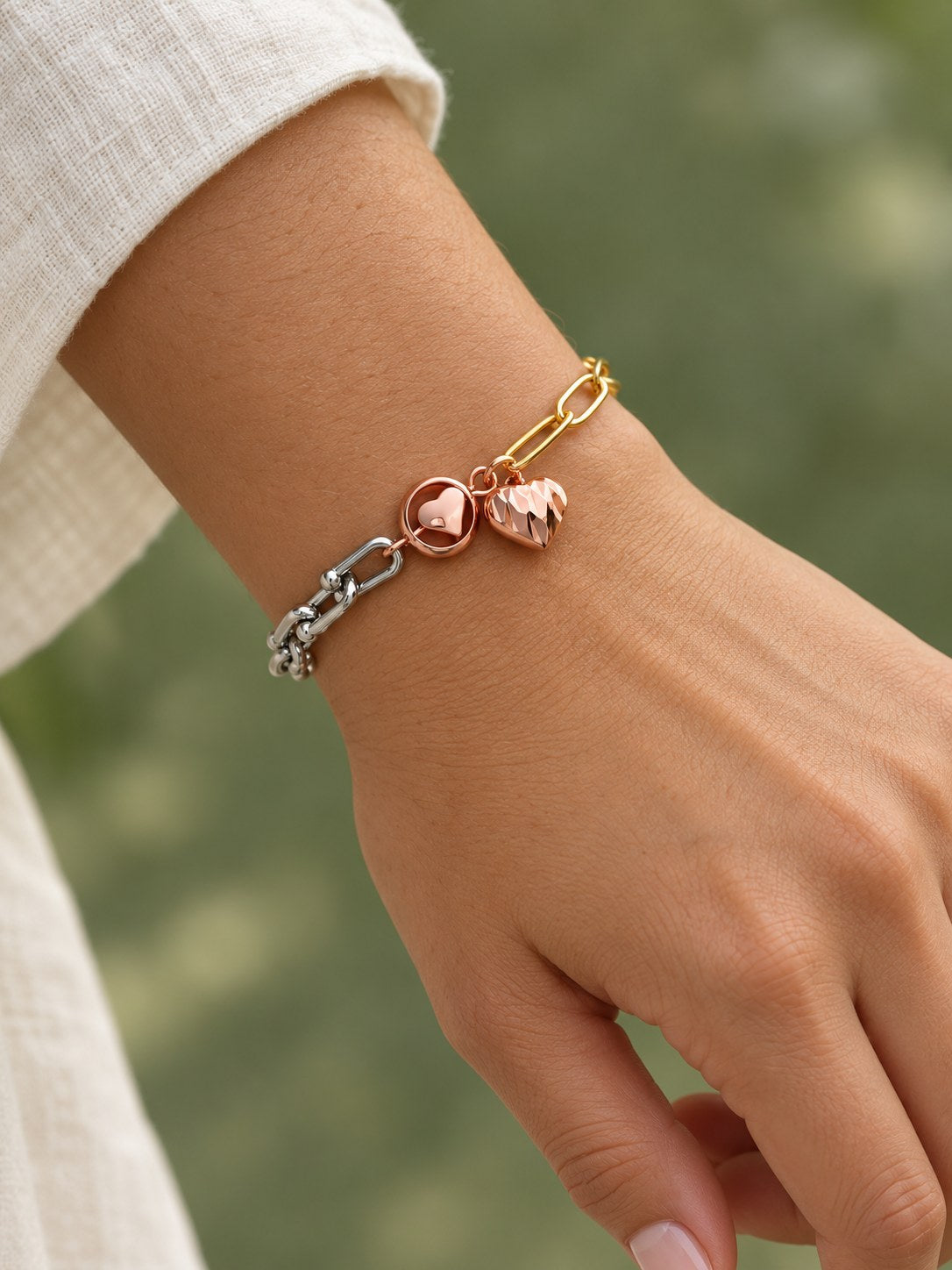 Pulsera 3 Oros Corazon Diamantado · Modelo · Anturia