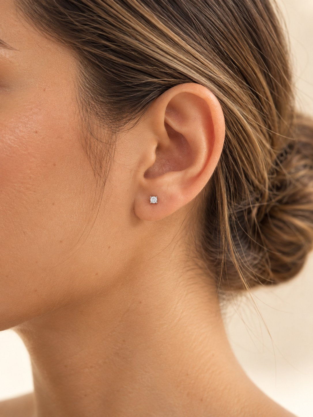 Topo Zircón (2mm) Cristal · Modelo · Anturia